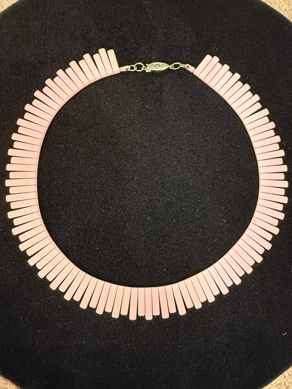 Vintage 1960’s Metal Cleopatra style necklace